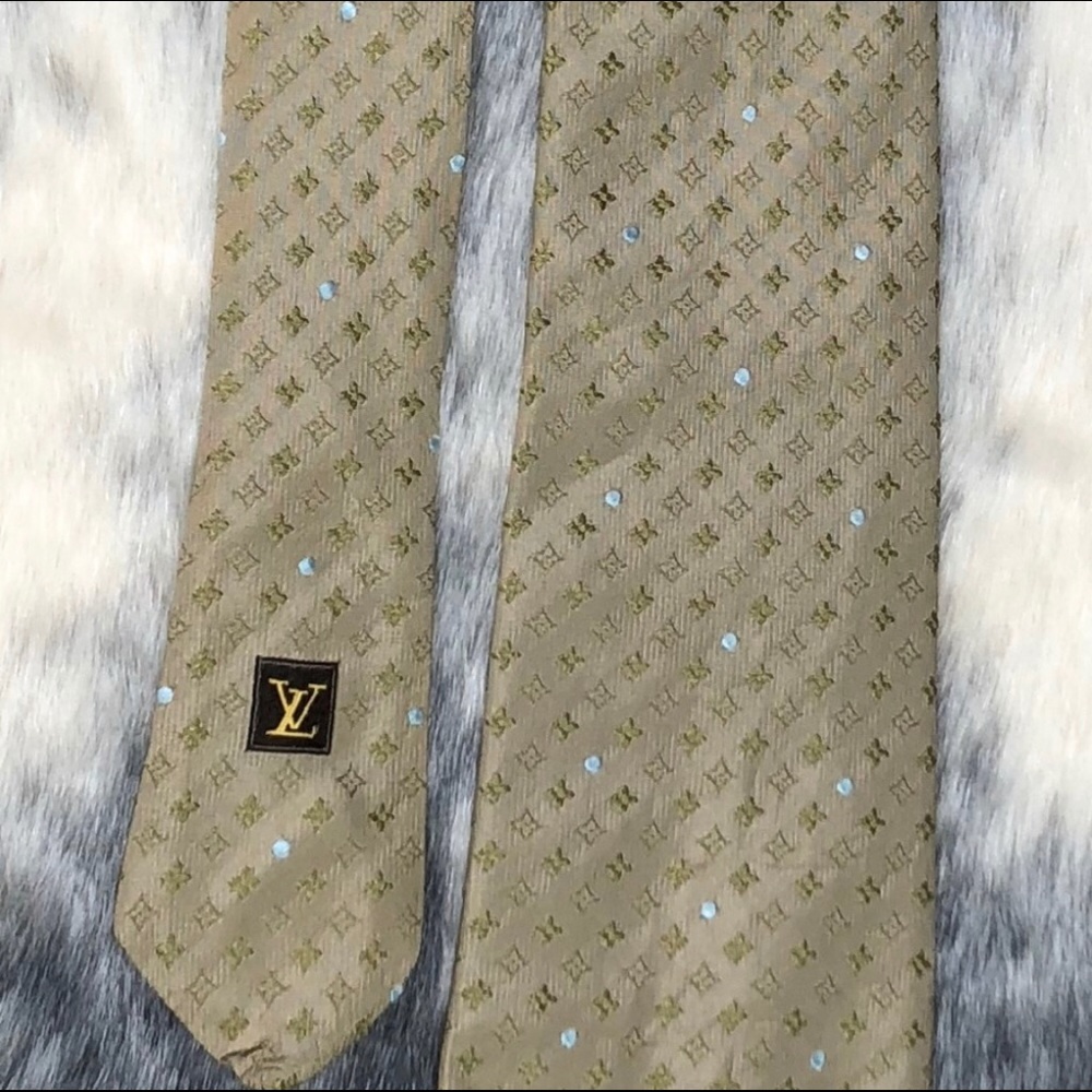 Louis Vuitton tie